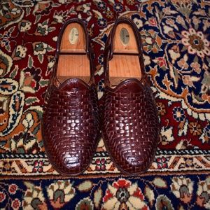 Authentic Huarache Loafers in Burgundy, Leather